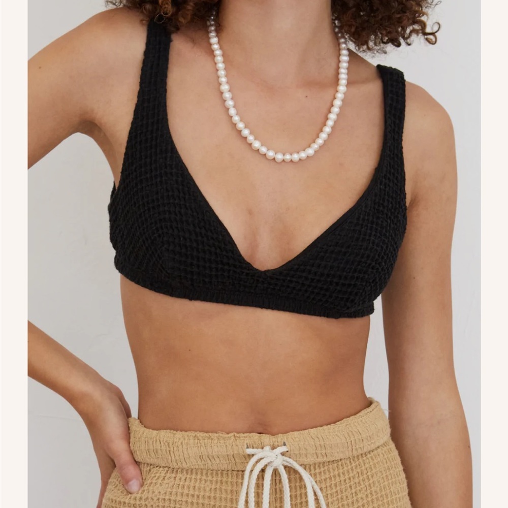 Donni Waffle Bralette in Black